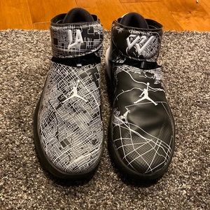 Russell Westbrook’s Jordan Why Not Zer0.1 “All-Star” city map black color flow